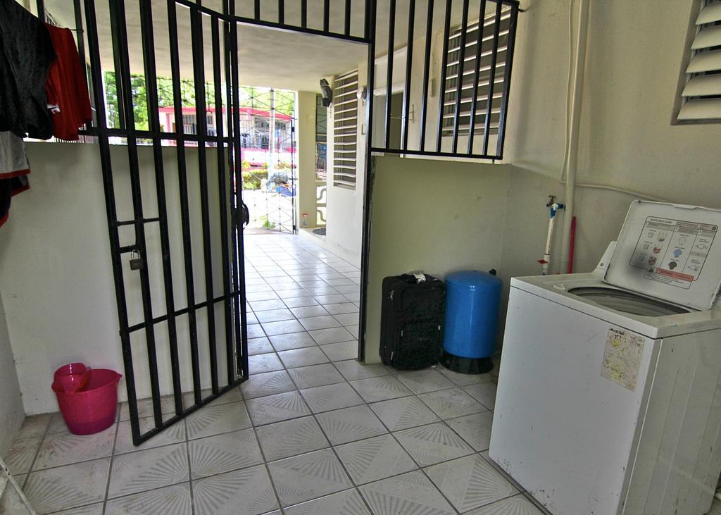 Bayamon Puerto Rico 3 Bedroom Home 客房 照片